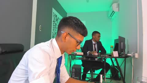 Snapshot of nick_collins20 chatting on January 30, 10:20 pm Nick online show from January 30, 10:20 pm