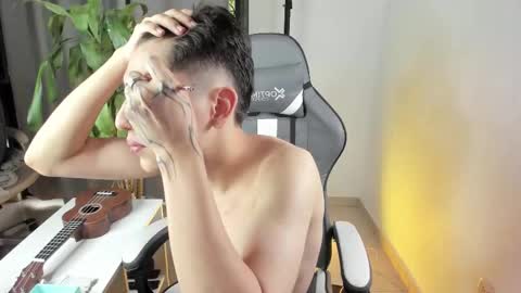 Nico  online show from March 23, 10:05 pm