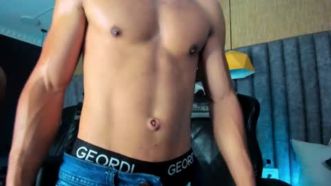 Nicolai online show from February 7, 12:23 pm