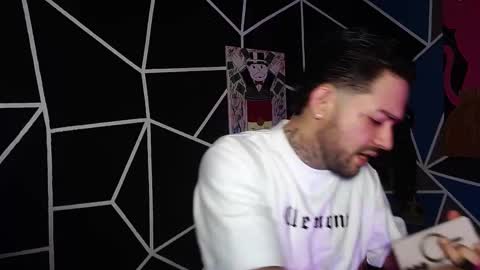 nicolas online show from November 3, 3:21 am