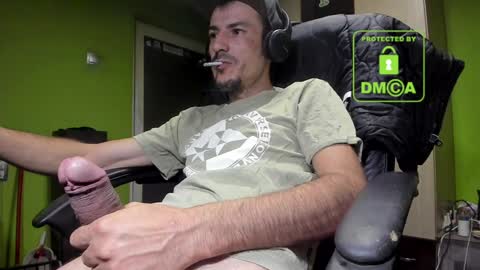 L. Nicolas online show from December 6, 5:53 am