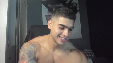 Andres online show from November 25, 5:04 pm