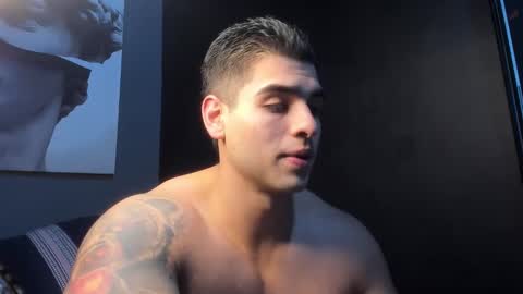 Andres online show from January 8, 9:42 pm