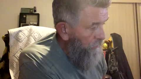 nightmoves1970 online show from February 10, 4:39 am