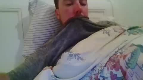 Snapshot of nijinsky11 chatting on October 26, 12:56 am Nijinsky11 online show from October 26, 12:56 am