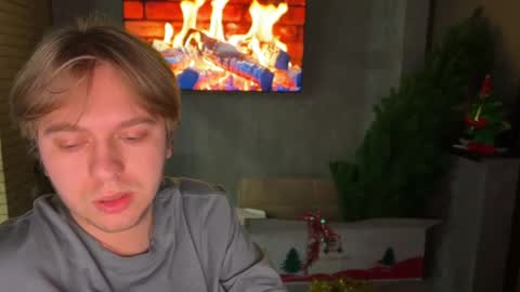 Celine online show from December 22, 7:44 pm