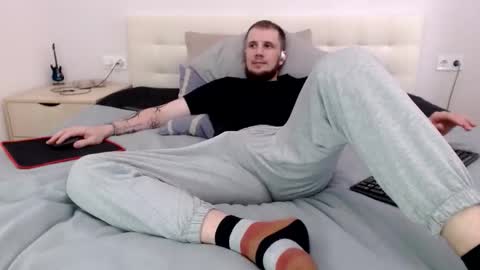 Nick online show from April 18, 2:07 pm