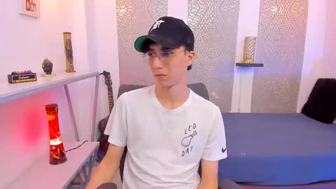    online show from December 3, 5:46 am