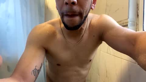 ninolindo919 online show from March 5, 8:05 pm