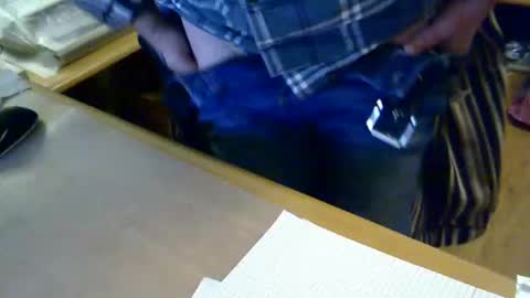 njutningsokare online show from February 16, 5:37 pm