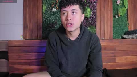 noah_dupont_ online show from March 1, 12:27 pm