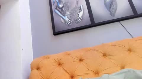 Noah Ferrary online show from November 8, 12:36 am