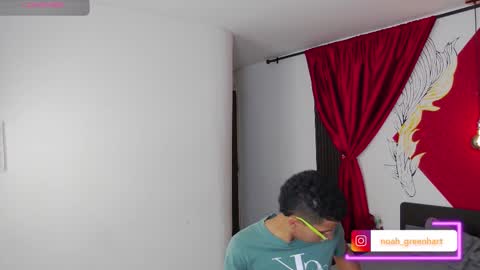 Noah online show from March 9, 8:14 pm