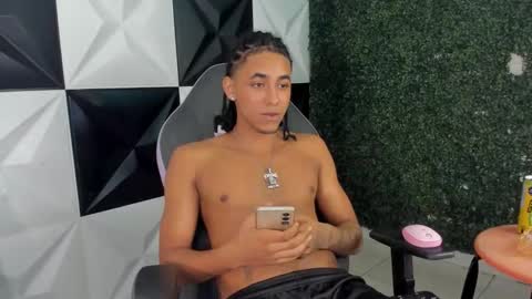 NOAH online show from April 8, 2:56 am