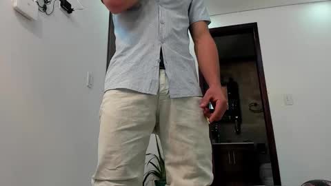 LIAM- noah online show from September 11, 12:48 pm