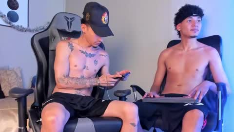 noahdaviss online show from January 10, 12:38 am