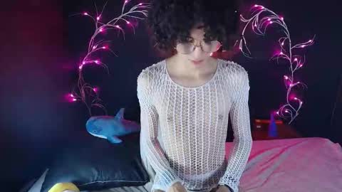 Noah Xtar online show from November 14, 8:05 am