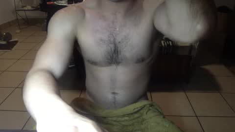 Snapshot of nobudget06 chatting on December 8, 3:00 am nobudget06 online show from December 8, 3:00 am