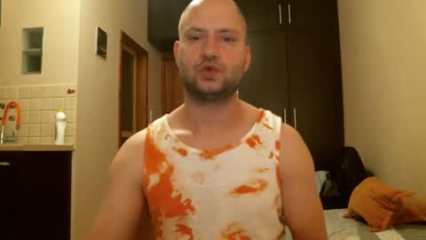 norbertopl87 online show from December 7, 8:05 pm