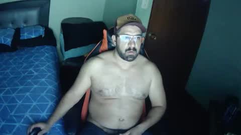 normanabreu online show from April 25, 4:59 am