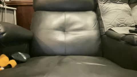 nostringfun online show from February 13, 2:31 pm