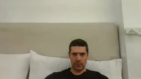 nothingnothing_01 online show from March 6, 3:13 pm