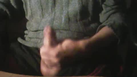 Snapshot of notimportant2know chatting on February 6, 2:33 am I am devoted 2 Kiko online show from February 6, 2:33 am