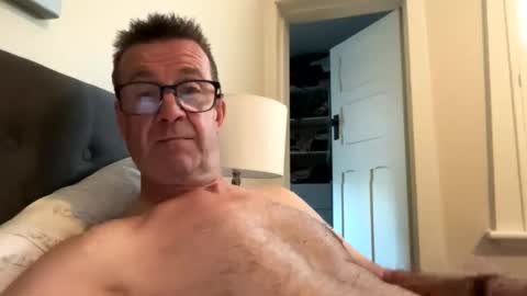 Nottsaust online show from June 1, 1:17 am
