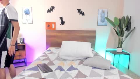 NovayBrian online show from November 4, 3:24 pm