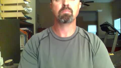 nvrenuff1979 online show from April 17, 11:35 am