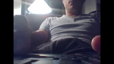 Snapshot of nycman83 chatting on December 12, 5:20 am NYC man online show from December 12, 5:20 am