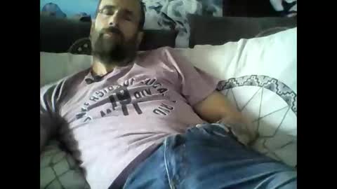 Snapshot of oedipe666 chatting on October 21, 1:14 pm oedipe666cam online show from October 21, 1:14 pm