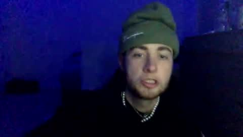 W online show from February 8, 11:09 pm