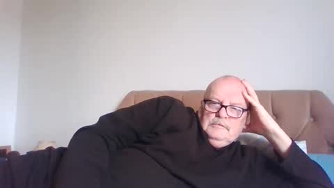 old_fkrr_ online show from February 19, 11:39 am