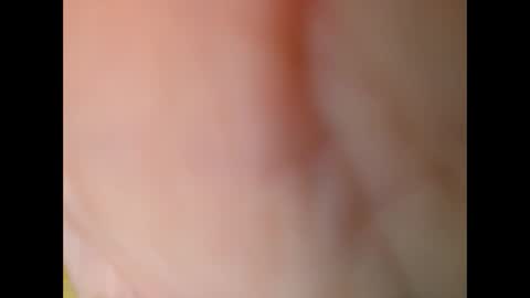 Snapshot of oldaddy2 chatting on December 24, 5:05 am oldaddy2 online show from December 24, 5:05 am