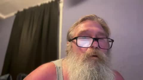 olderguyplayin online show from July 28, 3:36 am