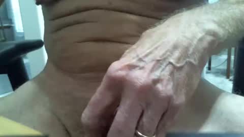 oldsurfer969 online show from December 6, 6:39 pm