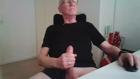 oldth online show from January 14, 9:25 am