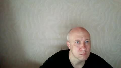 figaro online show from April 1, 11:56 am