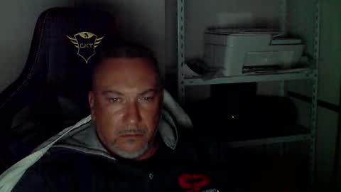 Snapshot of olimpio1230 chatting on October 2, 4:33 pm olimpio1230 online show from October 2, 4:33 pm