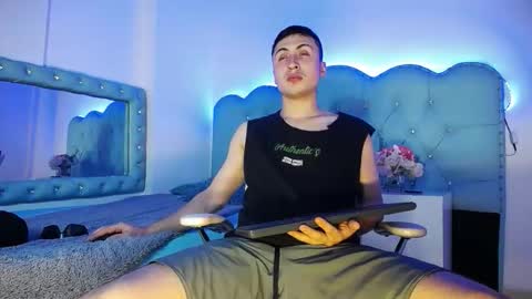 Oliver Benedetti online show from February 10, 3:11 am