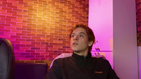 oliver_big19 online show from October 21, 11:46 am
