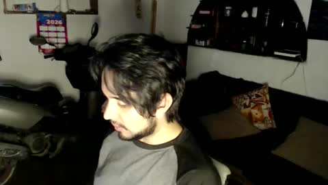 oliver_laid_2023 online show from May 20, 3:13 am