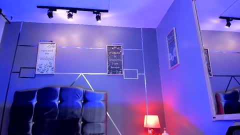 oliver mr  online show from October 8, 8:13 pm