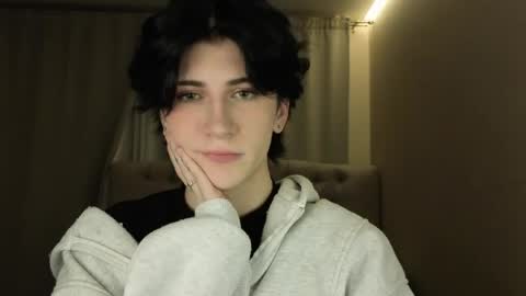 oliver online show from April 18, 6:53 pm