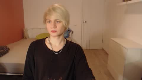 Oliver online show from November 20, 2:11 am