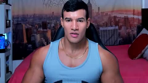 oliver_tommy online show from October 14, 3:08 pm