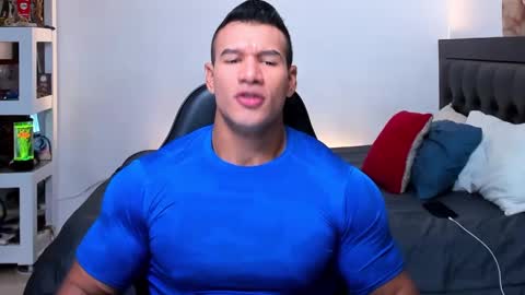 oliver_tommy online show from September 12, 11:54 am