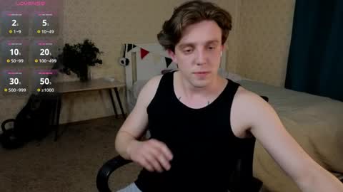 Oliver Evans online show from April 25, 3:42 am