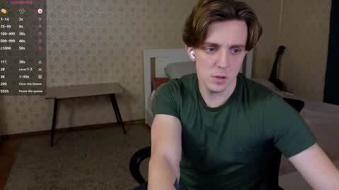 Oliver Evans online show from December 6, 1:07 am